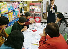 写真：イトーヨーカ堂犬山店元気横丁の食育イベントの様子